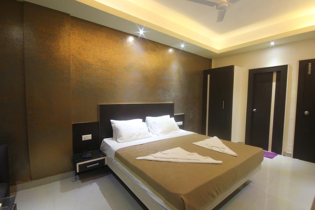 Urmee Hotel Бхубанешвар Стая снимка
