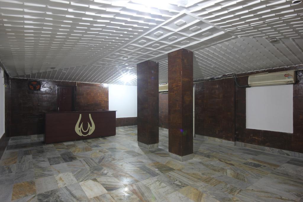 Urmee Hotel Бхубанешвар Екстериор снимка